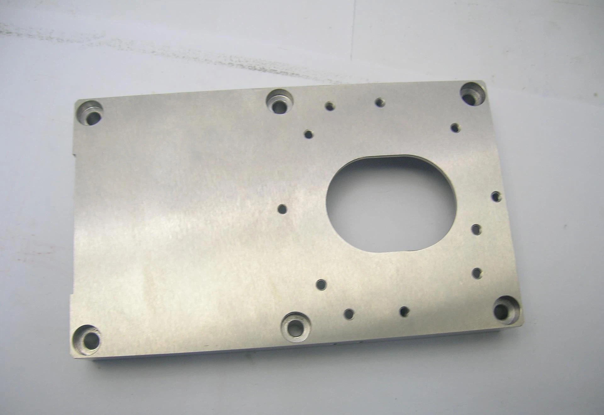 Procesul de prelucrare a foilor din metal